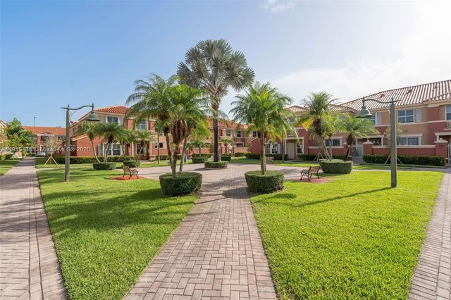 11438 NW 62nd Ter 223, Doral, FL 33178