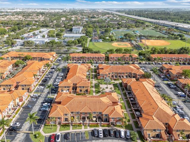 11438 NW 62nd Ter 223, Doral, FL 33178