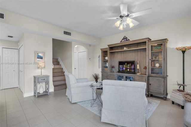 11438 NW 62nd Ter 223, Doral, FL 33178