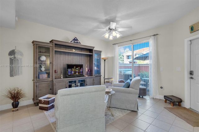 11438 NW 62nd Ter 223, Doral, FL 33178