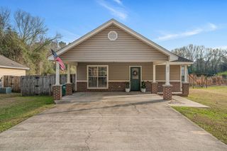 222 Cedar St., Petal, MS 39465