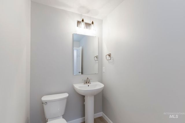 17154 N Swan Springs Pl, Nampa, ID 83687