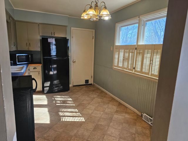 3584 Flamingo Avenue SW, Wyoming, MI 49509