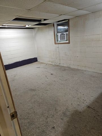 3584 Flamingo Avenue SW, Wyoming, MI 49509