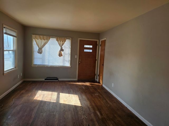 3584 Flamingo Avenue SW, Wyoming, MI 49509