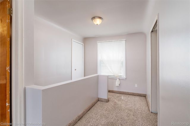 9388 Salem, Redford Charter Township, MI 48239