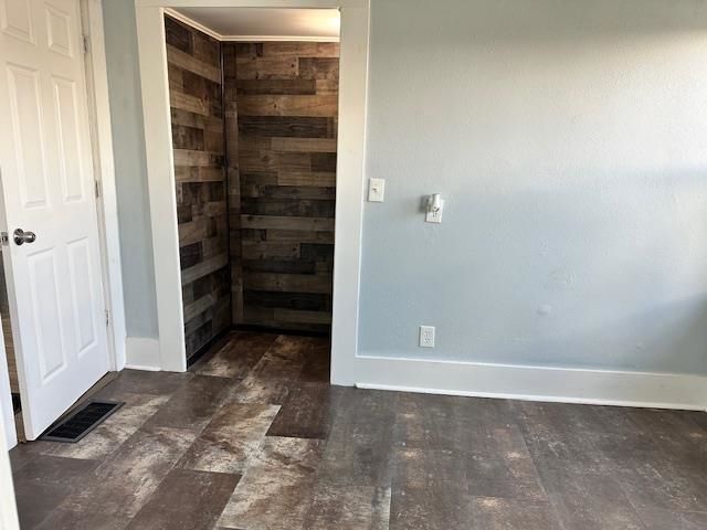 1118 S Hydraulic, Wichita, KS 67211