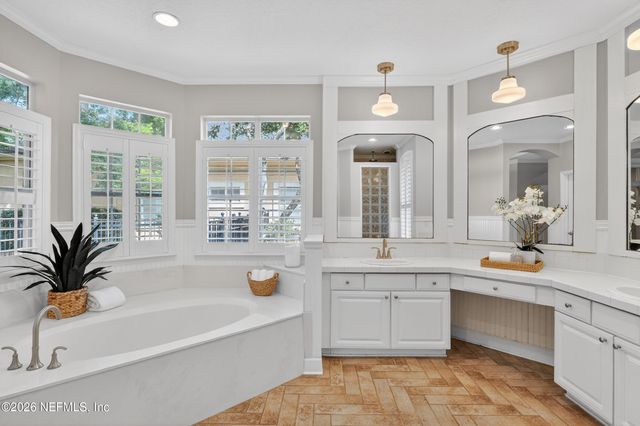 12925 HUNTLEY MANOR Drive, Jacksonville, FL 32224