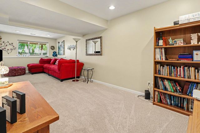 3910 Avery Drive Nw, City Of Walker, MI 49534