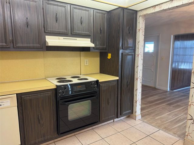 8640 NW 10th Street A83, Fort Lauderdale, FL 33322