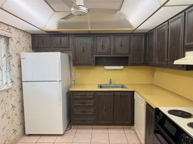 8640 NW 10th Street A83, Fort Lauderdale, FL 33322