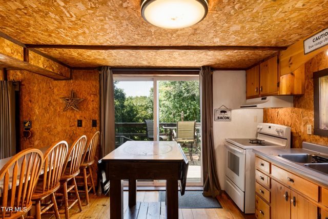 7090 Old Asheville Highway, Greeneville, TN 37743