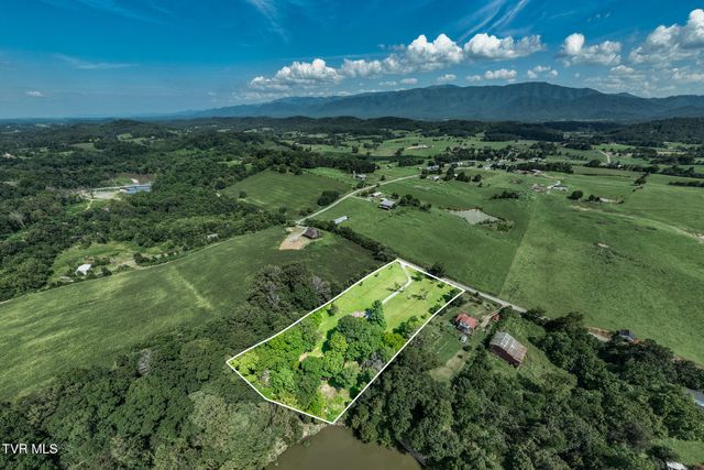7090 Old Asheville Highway, Greeneville, TN 37743