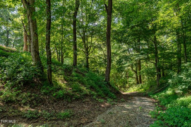 7090 Old Asheville Highway, Greeneville, TN 37743