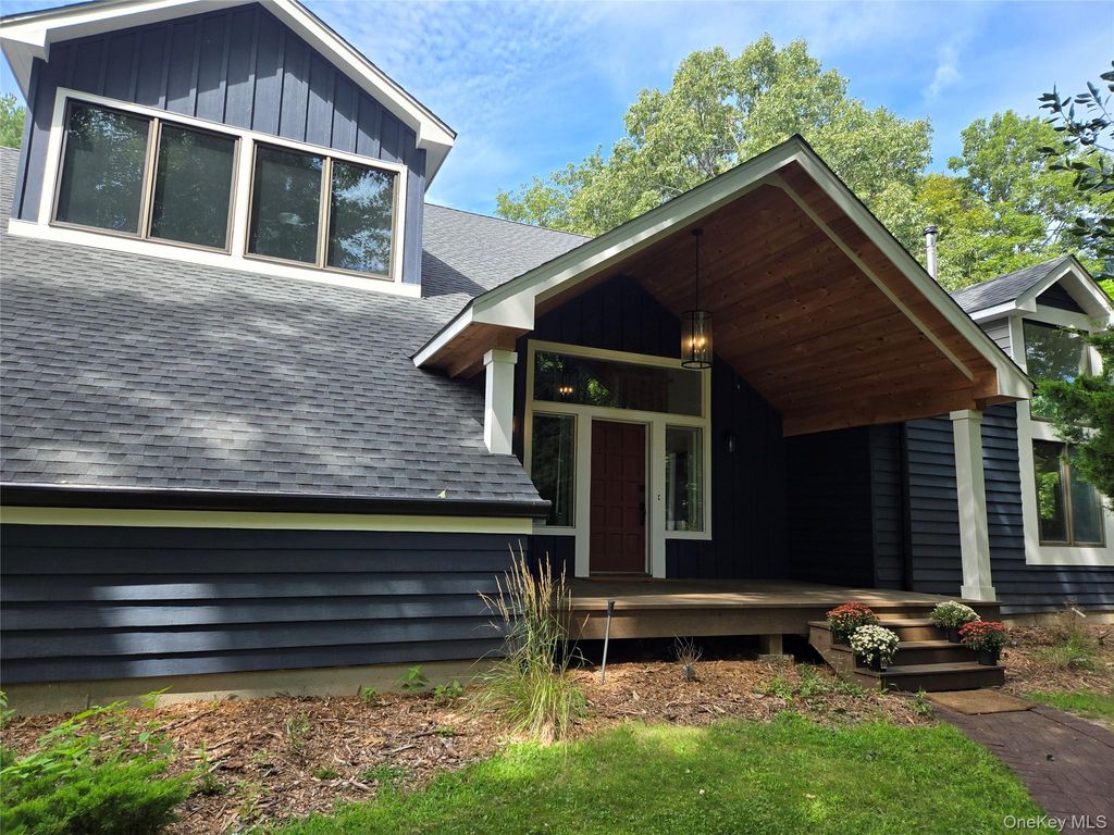 7 Waterview Drive, Port Jefferson, NY 11777 — photo 3