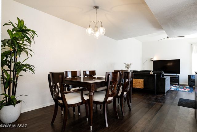 2417 N Palo Hacha Drive, Tucson, AZ 85745