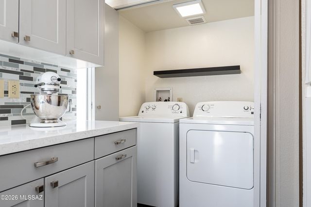 2417 N Palo Hacha Drive, Tucson, AZ 85745