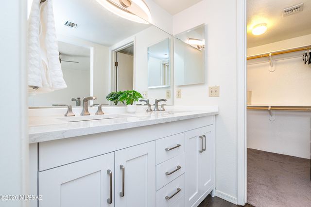 2417 N Palo Hacha Drive, Tucson, AZ 85745