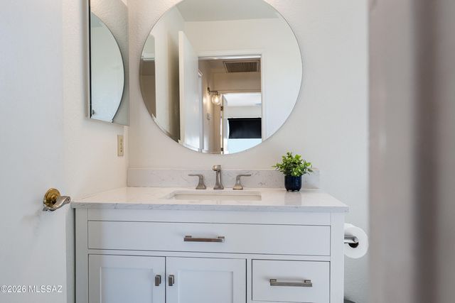 2417 N Palo Hacha Drive, Tucson, AZ 85745