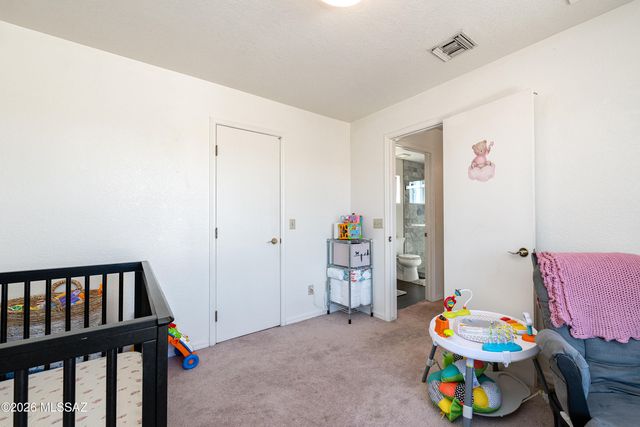 2417 N Palo Hacha Drive, Tucson, AZ 85745