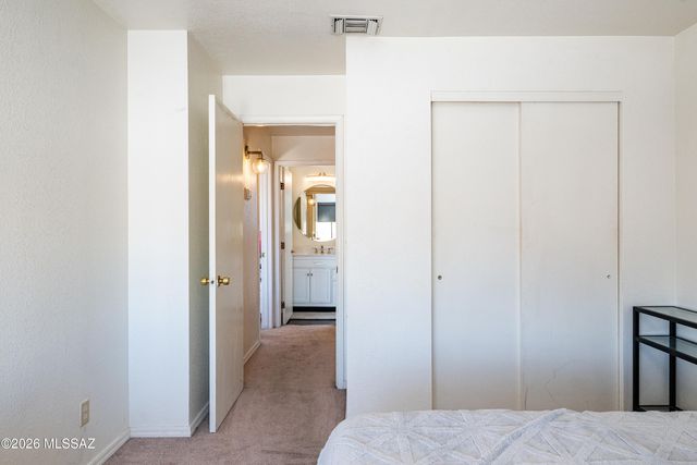 2417 N Palo Hacha Drive, Tucson, AZ 85745