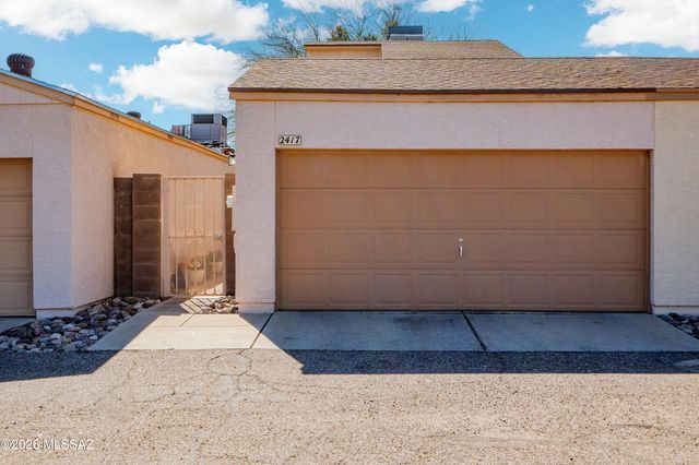 2417 N Palo Hacha Drive, Tucson, AZ 85745
