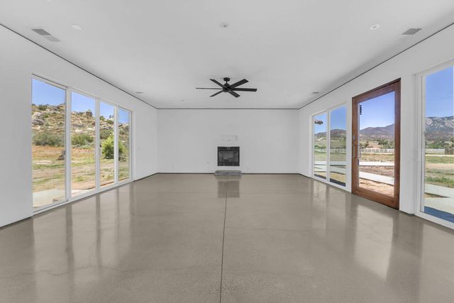 41265 Lakeshore Boulevard, Aguanga, CA 92536