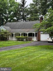 532 VISTA RD, Ambler, PA 19002