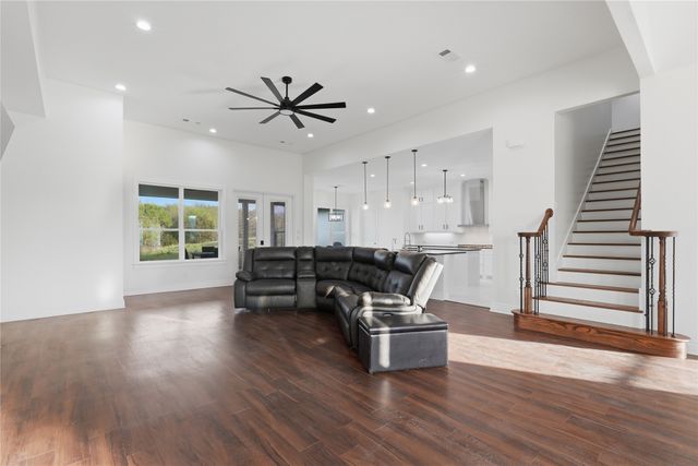 1107 Lily Court, Grand Prairie, TX 75104