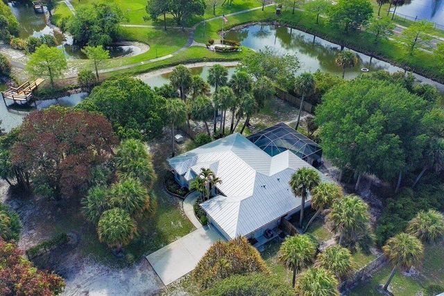 612 SE 6th Street, Stuart, FL 34994