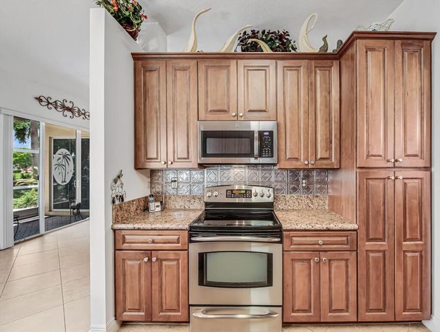 9778 Bowline 101, West Palm Beach, FL 33411