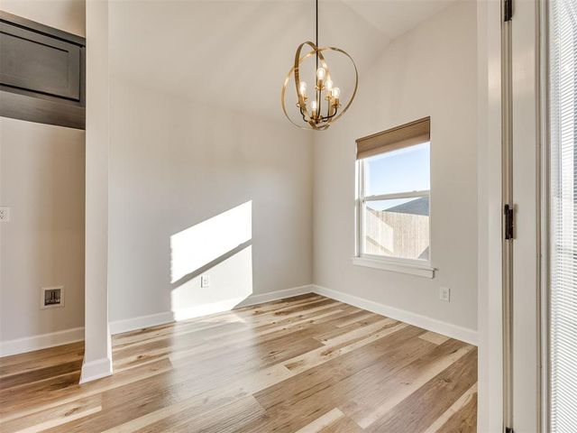 12616 NW 4th Street, Yukon, OK 73099