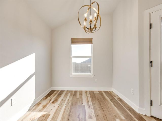 12616 NW 4th Street, Yukon, OK 73099