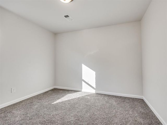 12616 NW 4th Street, Yukon, OK 73099