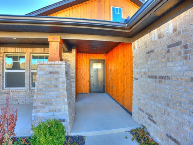 12616 NW 4th Street, Yukon, OK 73099