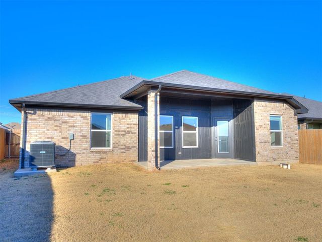 12616 NW 4th Street, Yukon, OK 73099