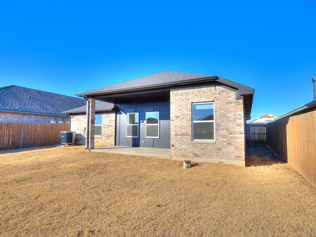 12616 NW 4th Street, Yukon, OK 73099