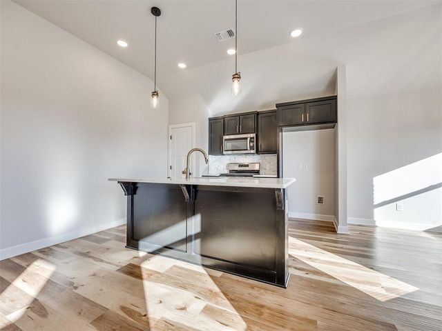 12616 NW 4th Street, Yukon, OK 73099