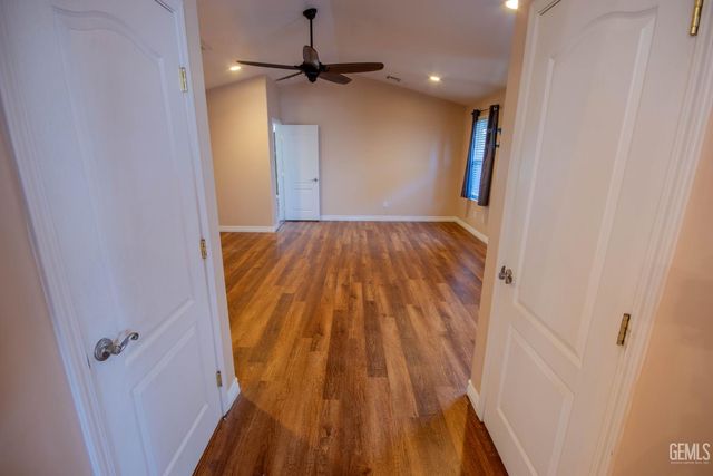 9508 Bard Court, Bakersfield, CA 93311