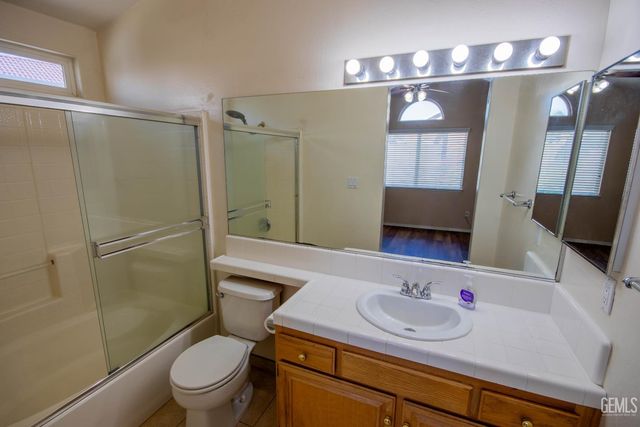 9508 Bard Court, Bakersfield, CA 93311