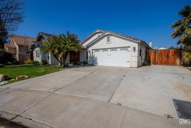 9508 Bard Court, Bakersfield, CA 93311