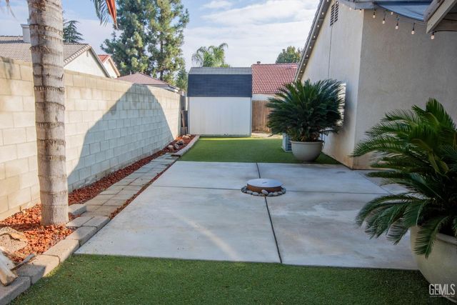 9508 Bard Court, Bakersfield, CA 93311