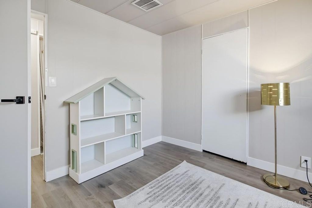 Image 35 of property listing at 402 63rd Street 115, San Diego, CA 92114