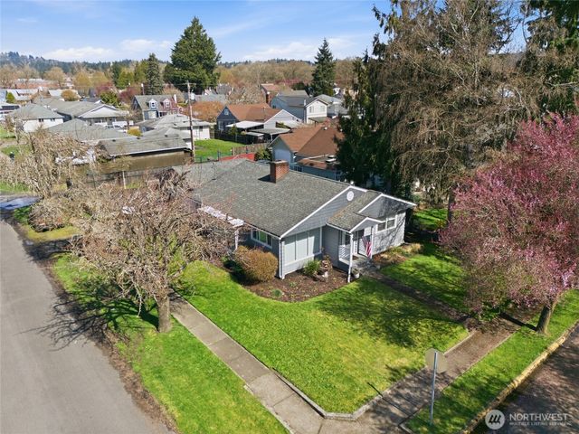 2748 Field St, Longview, WA 98632