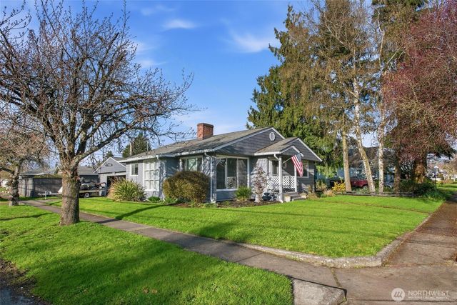 2748 Field St, Longview, WA 98632