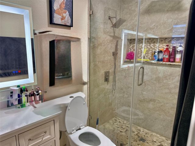 7435 W Fuqua Drive, Houston, TX 77489