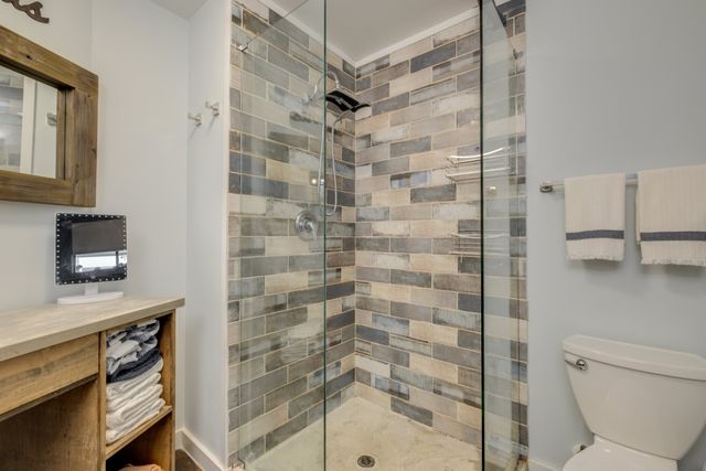 239 Rep John Lewis Way N Apt 302, Nashville, TN 37219