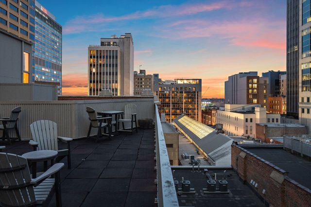 239 Rep John Lewis Way N Apt 302, Nashville, TN 37219