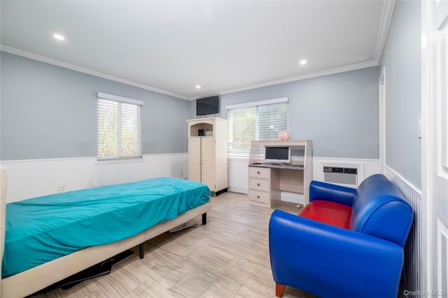 140 Baltimore, Massapequa, NY 11758