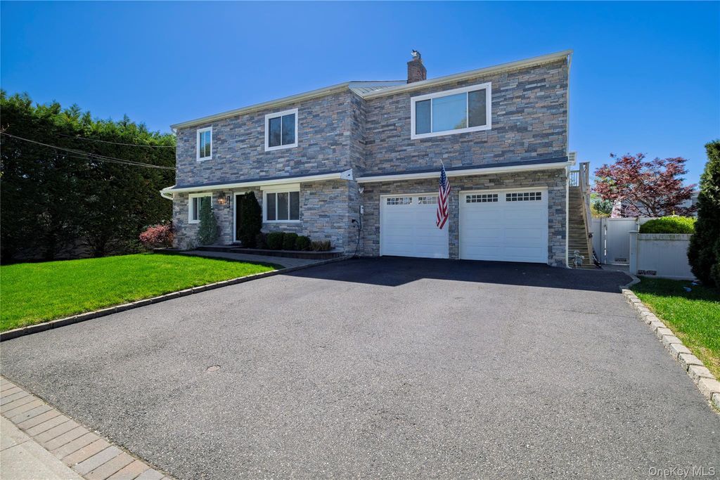 140 Baltimore, Massapequa, NY 11758